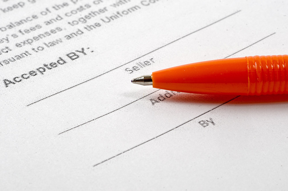 How to Make a Competitive Offer in a Hot Real Estate Market